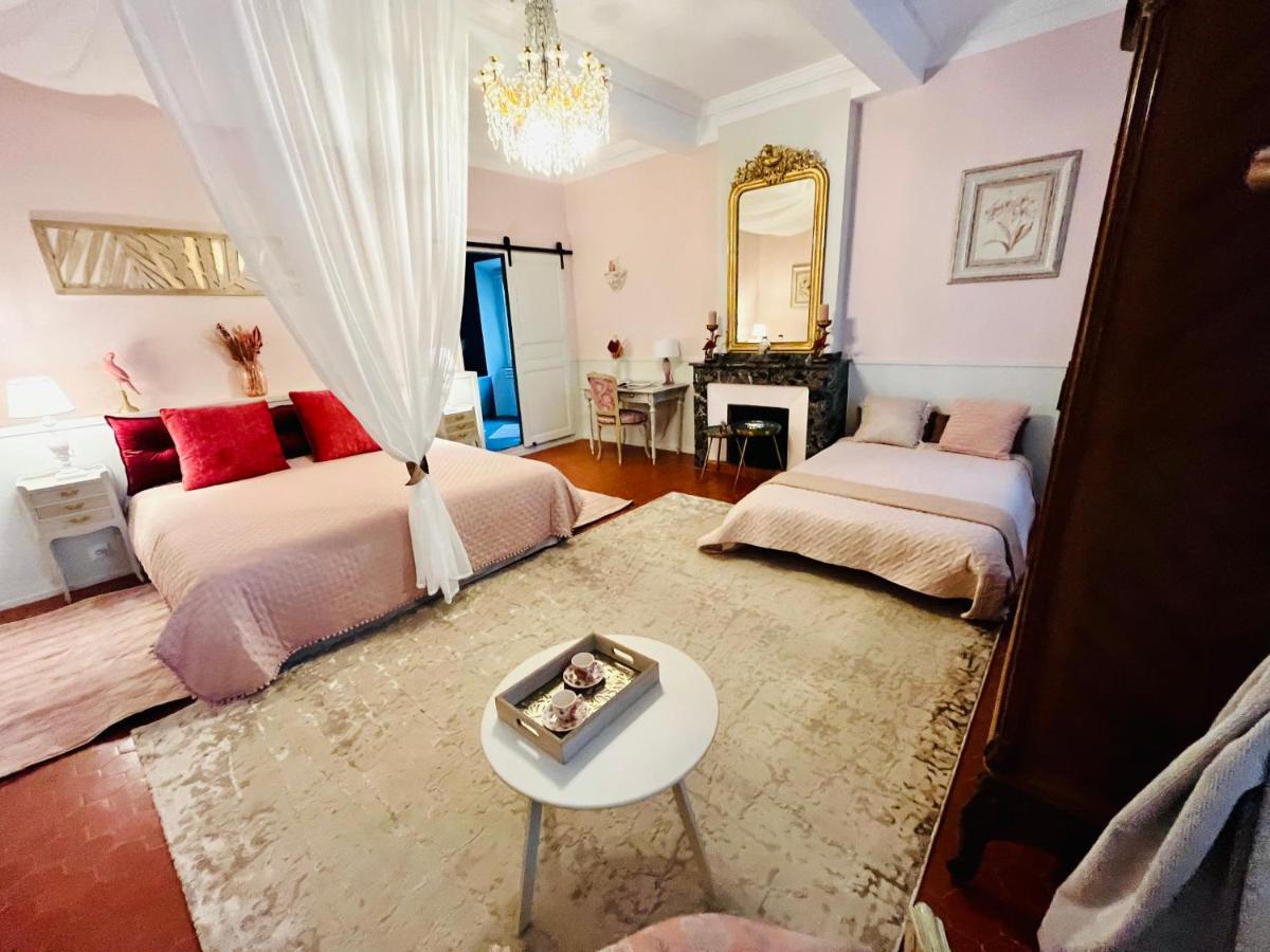 Maison D'Hotes De Charme "La Belle Dame Sans Regrets" Talairan Экстерьер фото